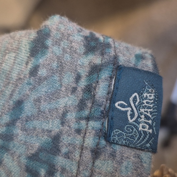 prAna Lightweight Top Xs - Picture 5 of 5